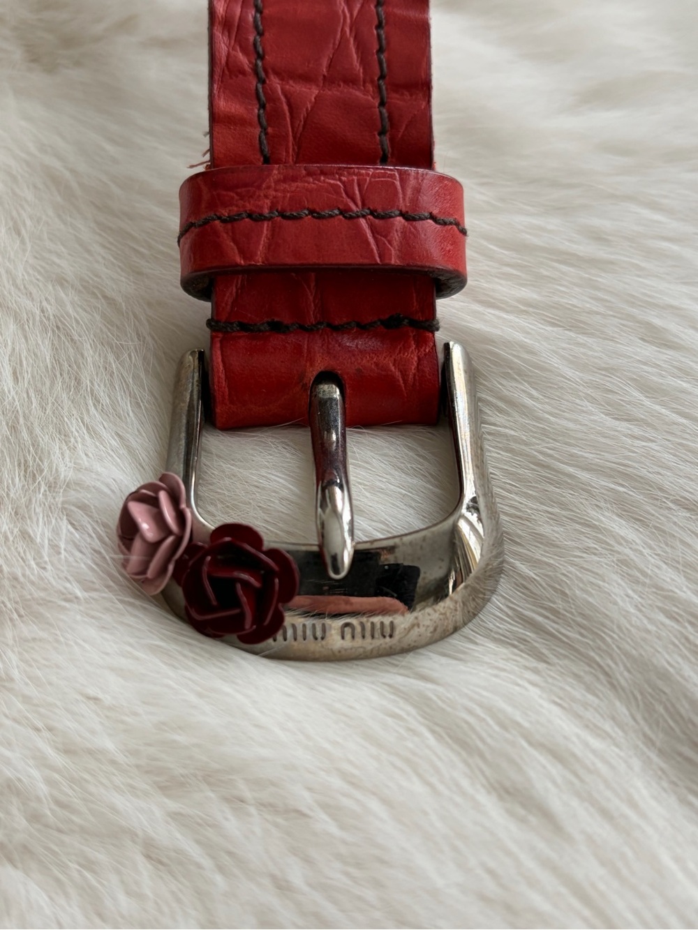 Miu Miu Red bracelet with Floral
